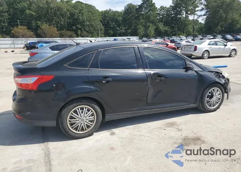 2014 Ford Focus Se z USA, uszkodzony, nr VIN 1FADP3F29EL351699